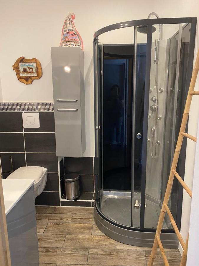 Ravissant Pied A Terre Pour Deux. Βίλα Gourin Εξωτερικό φωτογραφία